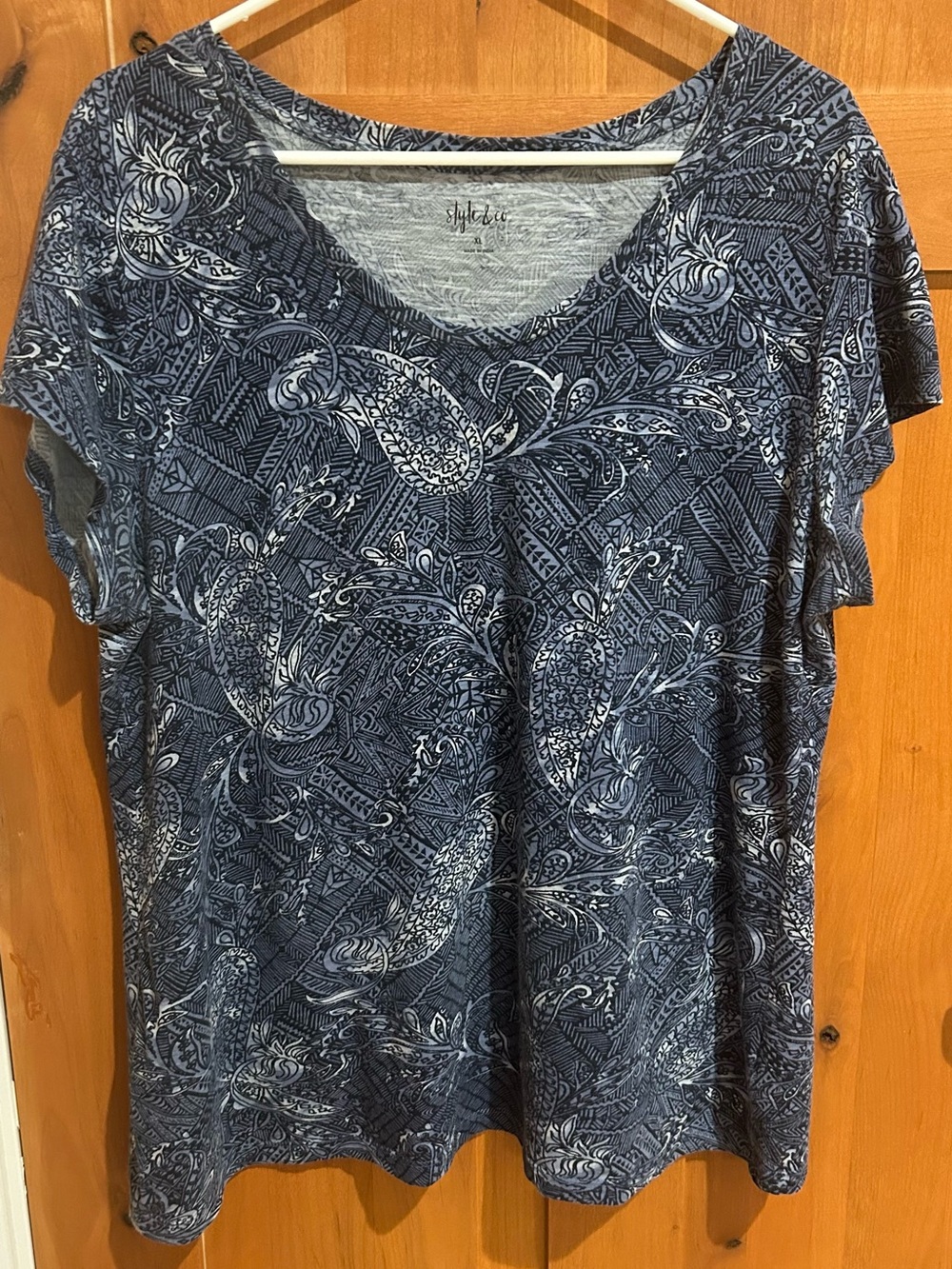 Style & Co. Navy & White Paisley V-Neck Short-Sleeve Top